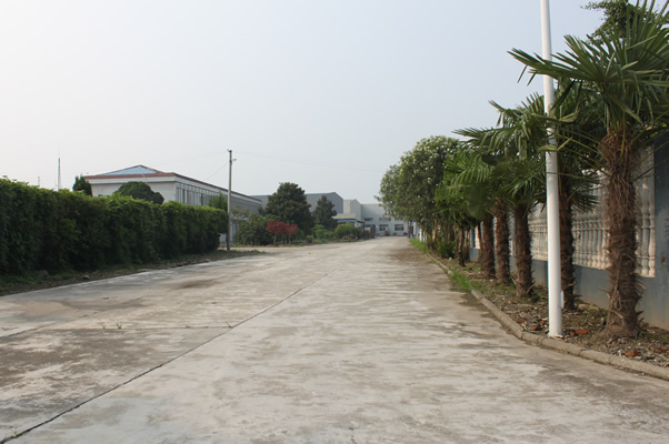 注塑加工(gōng)大门一角