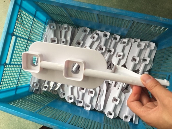 塑料制品加工(gōng)